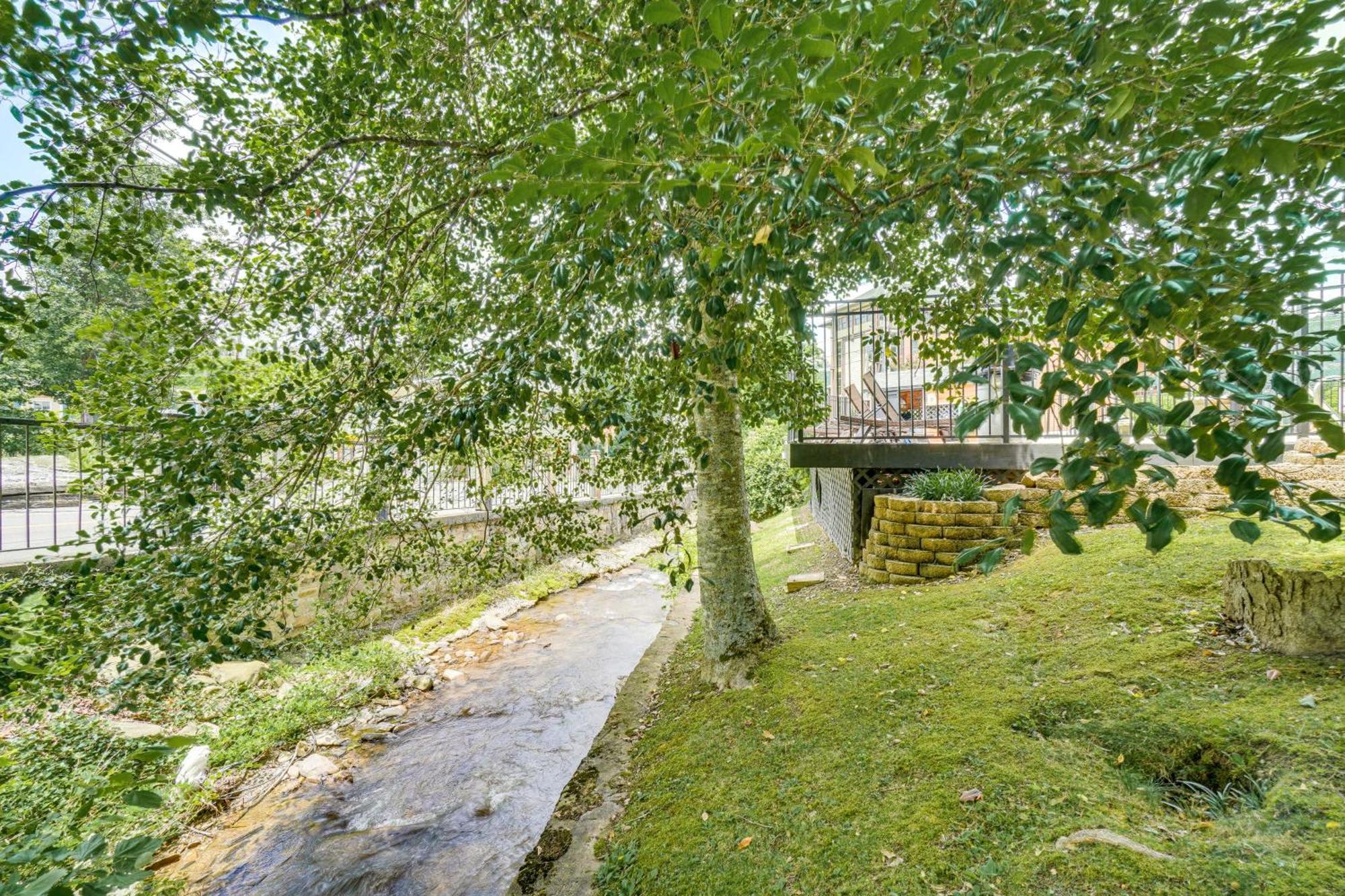 Gatlinburg Mountain Townhome With Pool Access! エクステリア 写真