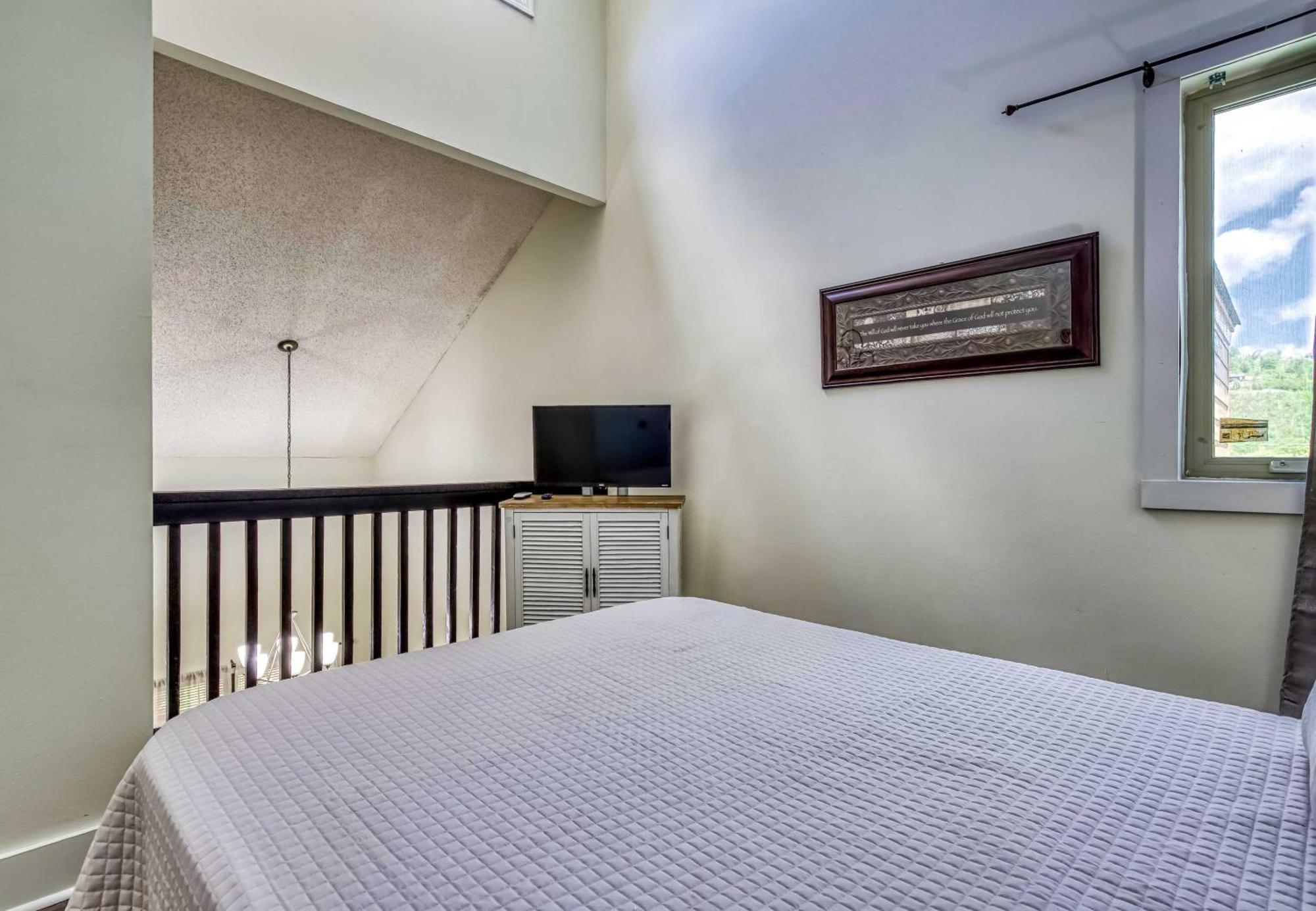 Gatlinburg Mountain Townhome With Pool Access! エクステリア 写真