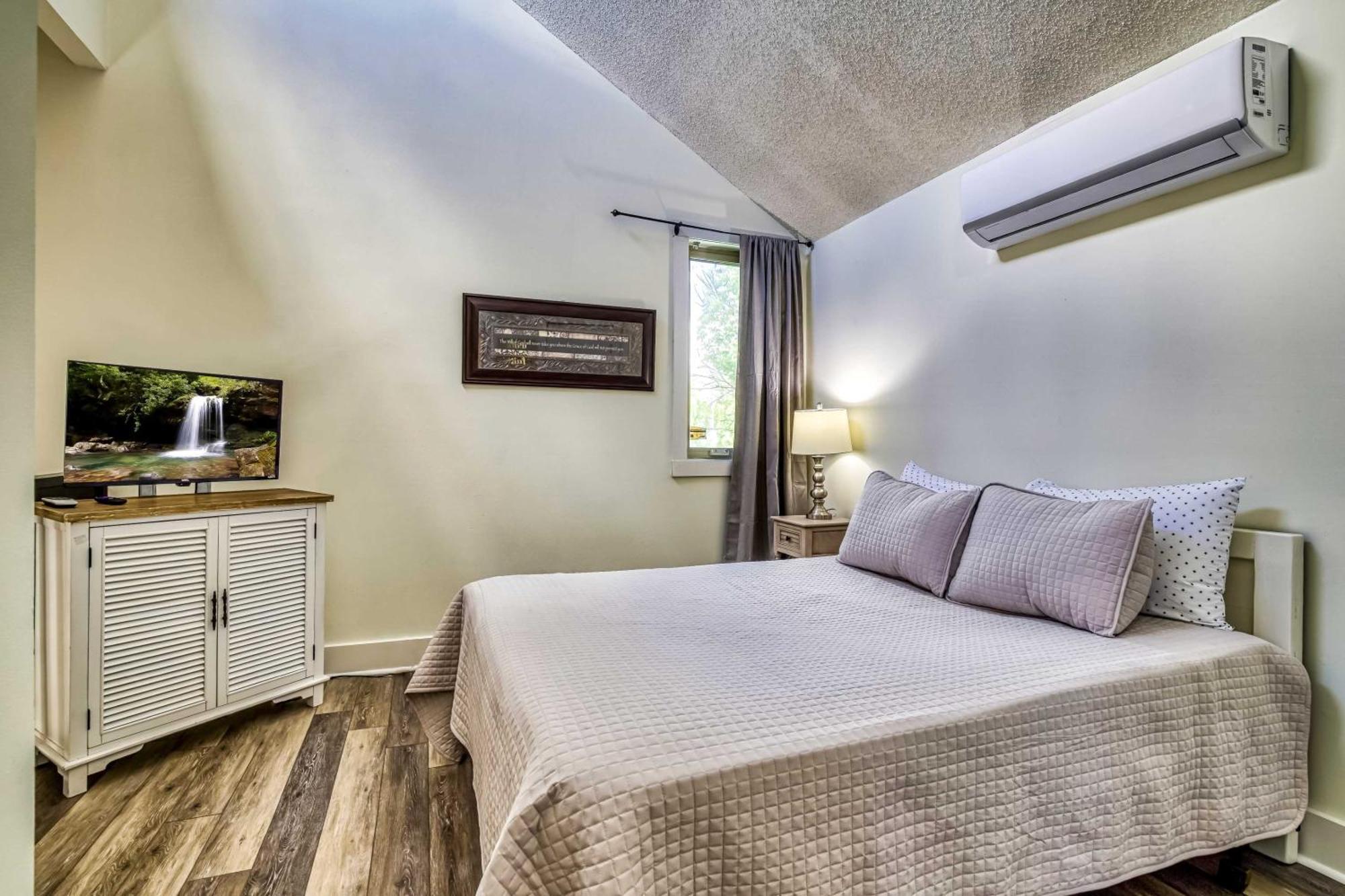 Gatlinburg Mountain Townhome With Pool Access! エクステリア 写真